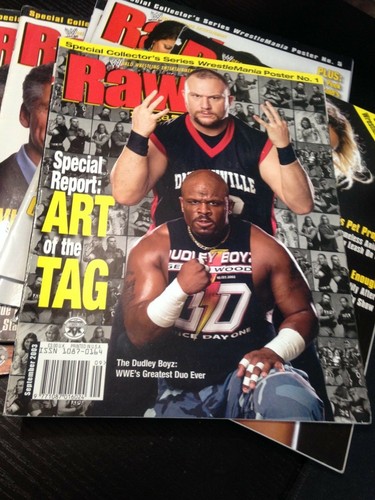 Wwf wwe raw - raw, magazine
