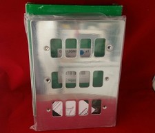 SCHNEIDER ULTIMATE GET GUG12GMS 12G 12 GANG MIRROR STEEL GRID PLATE + YOKES