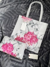 New Ted Baker Babylon Large