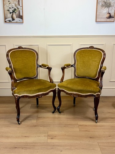 Pair antique green - of,