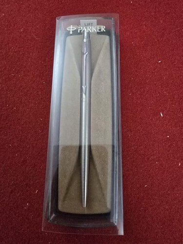 Vintage early 1980s - 1980s, parker