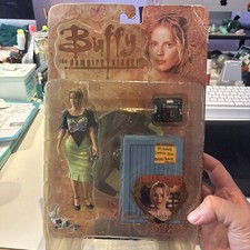 Diamond Select Buffy The Vampire Slayer - Once More with Feeling Anya Figure