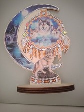 Dream Catcher Wooden Figurine Diamond Art Painted Wolf
