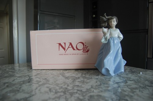 Nao lladro figurines - nao,