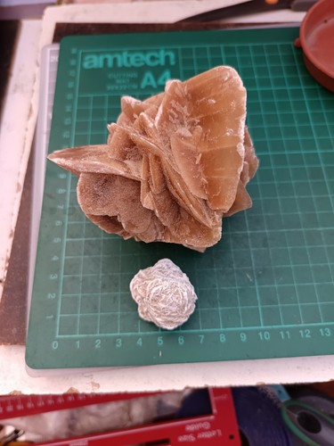 Desert rose unpolished very - desert,