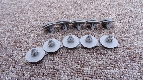 Plastic wheel arch trim - wheel,