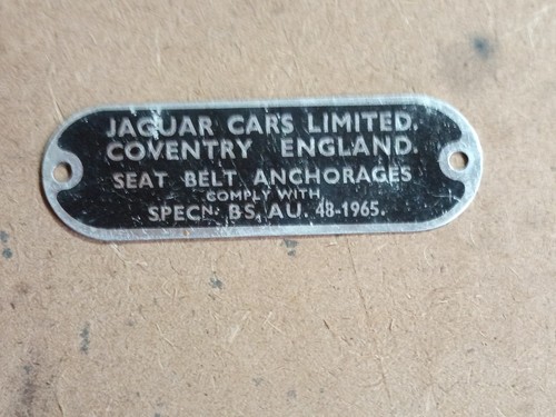 Nos jaguar seatbelt - , fitted