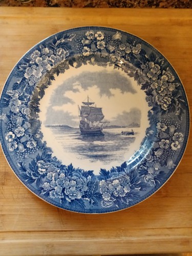 Wedgwood antique flow blue - antique,