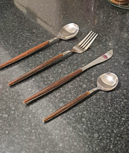 Stainless steel cutlery set - stainless,
