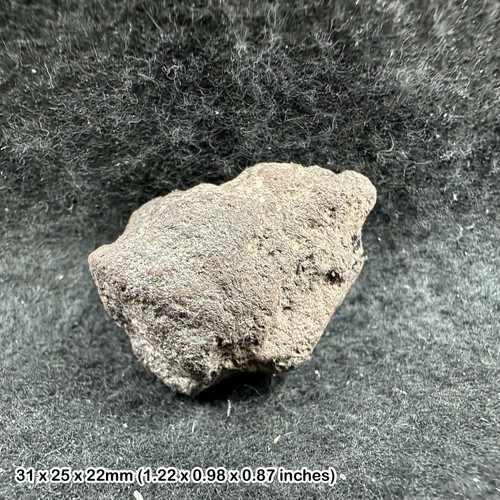 Lodestone magnetite crystal - lodestone,