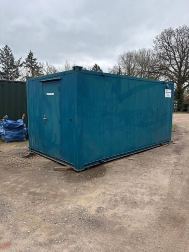 Portable toilet block - x, 9'