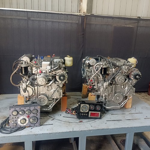 Yanmar 4lh pair - , inboard