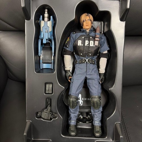 Hot toys resident evil leon - hot,