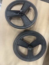 gt  Bicycle mag wheels set