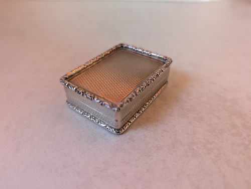 Vintage solid silver snuff - silver,