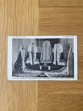 VINTAGE POSTCARD CORONATION ROBES LONDON MUSEUM PHOTO CARD EXCELLENT CONDITION