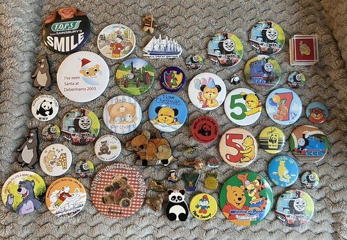 Large bundle vintage pin - large,