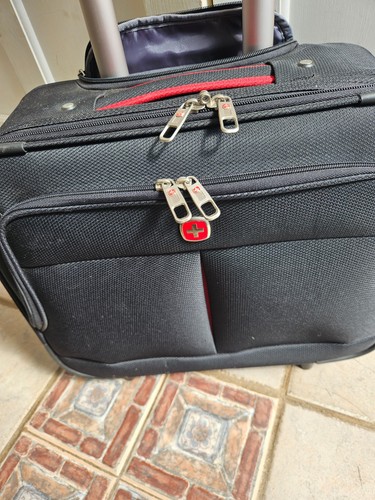 Swissgear wenger genuine swiss - swissgear,