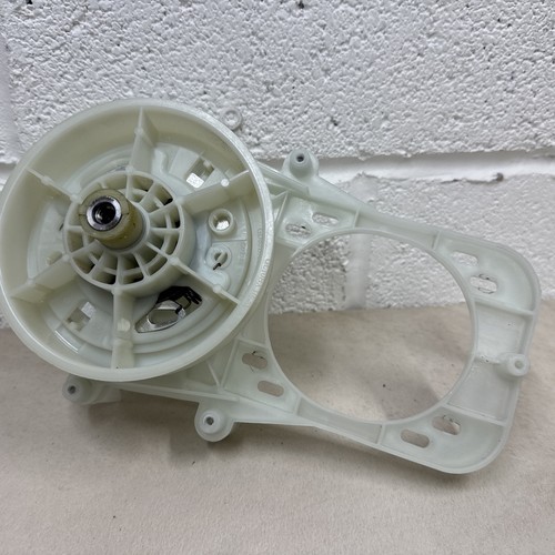 Genuine motor base plate - genuine,