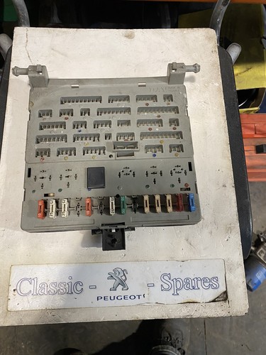Peugeot 205 gti fuse - peugeot,