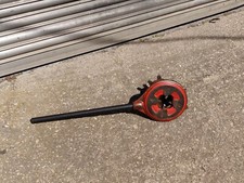 Ridgid 65-R Hand Held Pipe Threader Threads 1" - 2" Threading Machine Die Cut