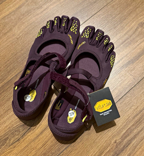 Vibram fivefingers toe shoes - fivefingers,