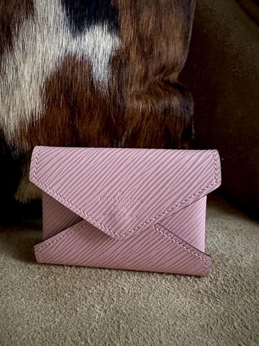 Louis vuitton pink epi - louis,