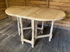 Oval pine swing leg drop leaf/ gate leg dining table with turned supports