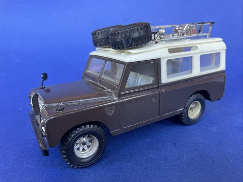 Cars land rover - 1:24,