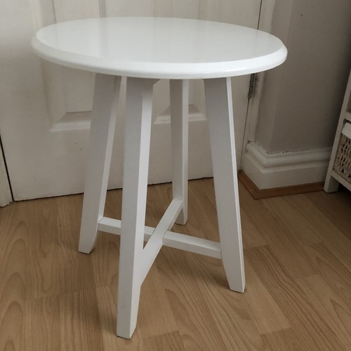 White side table kragsta small