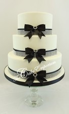 WEDDING CAKE DECORATION SILVER