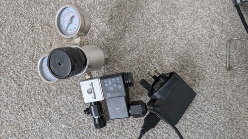 Co2 regulator solenoid bubble - regulator,