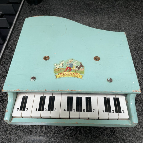 Vintage pixiano wooden toy - pixiano,