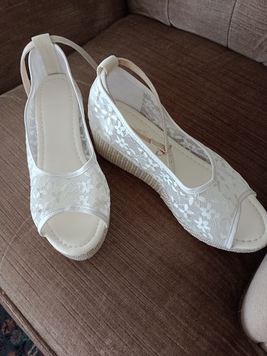 Ladies lacy wedding shoes - wedding,