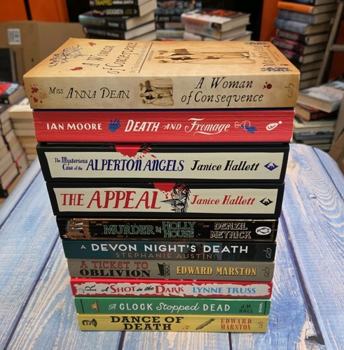 Murder mystery paperback - 10,