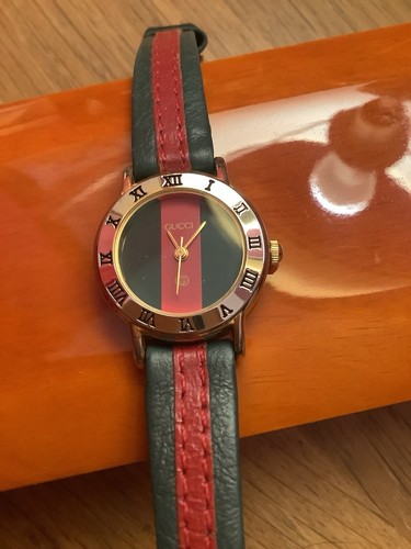Gucci quartz women - gucci, women's
