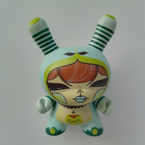 Kidrobot dunny fatale series - dunny,