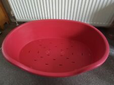 Medium Sized Dog Bed: (75cm x 46cm x 22cm)