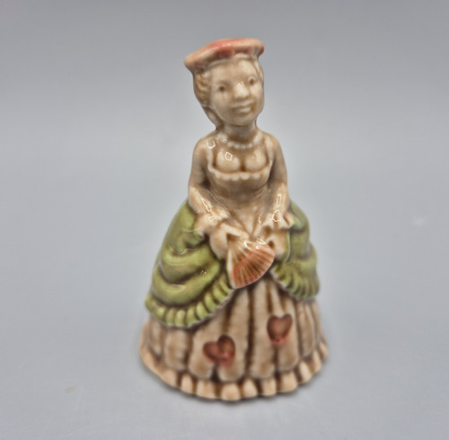 Queen hearts tall - hearts,