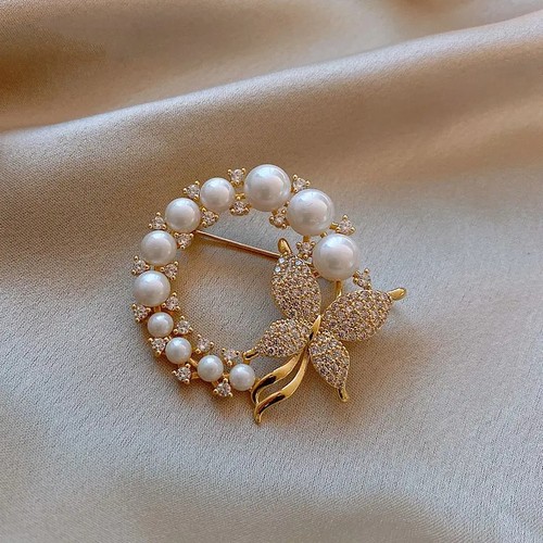 Brooch