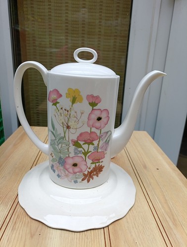 Vintage wedgwood meadow sweet - vintage,