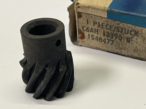 Genuine ford distributor gear - ford,
