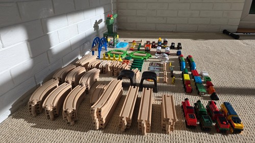 Thomas friends engines - &,
