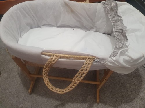 Natural woven moses basket - woven, +