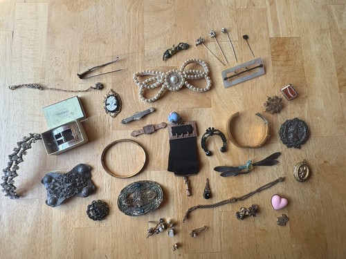 Mostly victorian era jewelry - mostly,