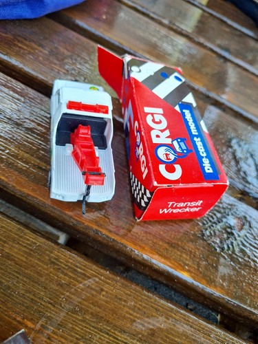 Corgi transit wrecker boxed - wrecker,