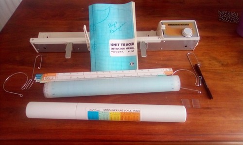 Toyota knit tracer fits - k,