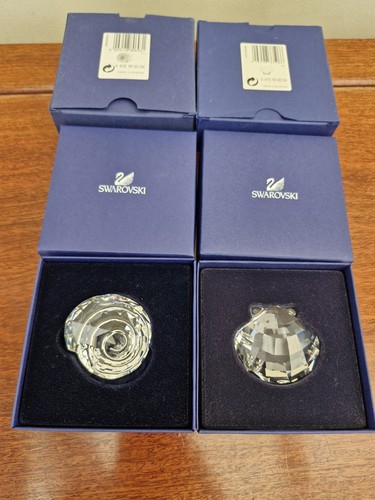 Two swarovski crystal shells - crystal, 1