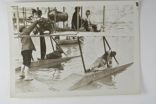 Henri farman seaplane - farman,