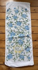 Vintage small / long hand Towel Flower Pattern Blue White VGC